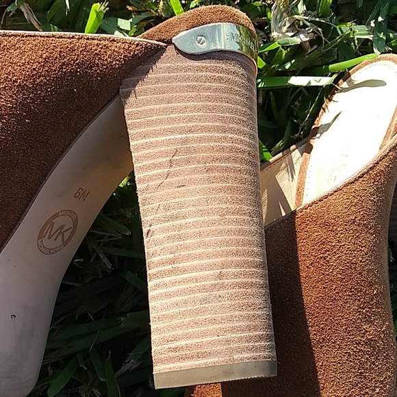 MICHAEL KORS PEEP TOE CLOGS 6M - Picture 13 of 16